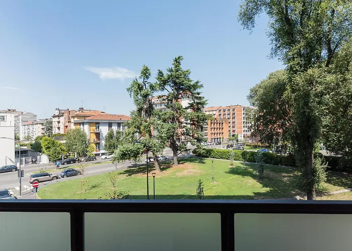 Guesthost - Piazza Tripoli Bright