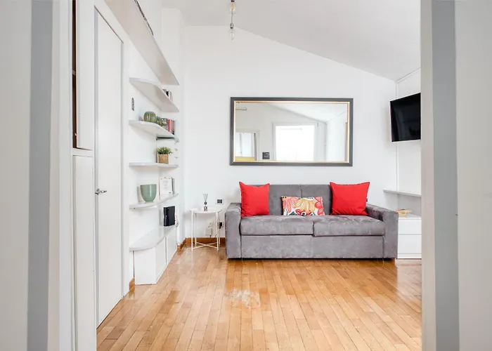 Hostmate - - Mentana - Duomo