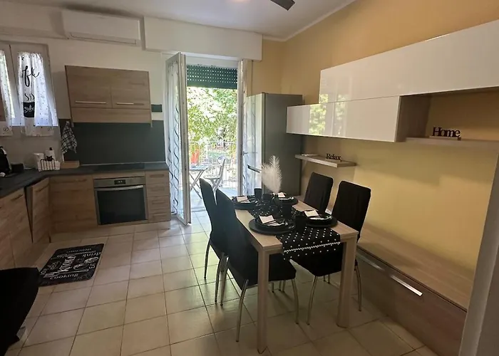 Airb&b Family -fabrique Unipol Dome- *