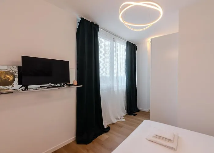 New! Skyline Apartament