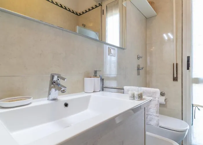 S&m - Casa Afrodite Precotto M1