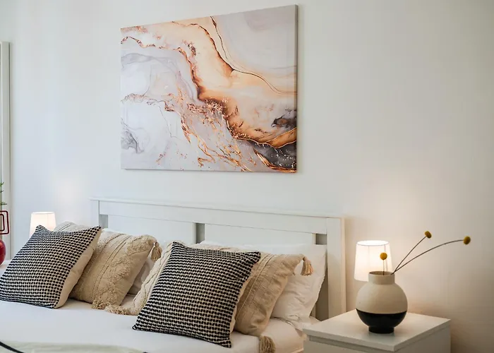Apartament The Dreamers Mansion - Ticinese Bocconi Area *