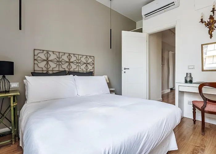 아파트 Luminoso Trilocale In Porta Garibaldi