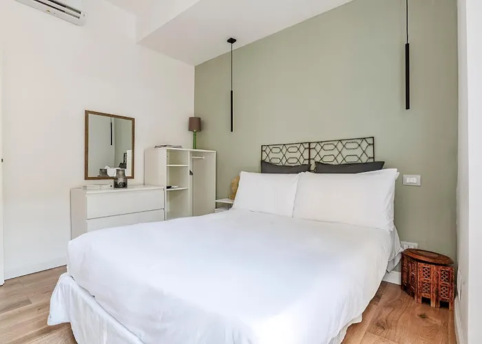 Luminoso Trilocale In Porta Garibaldi 아파트