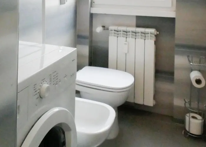 I-host - San Genesio Lejlighed Milano