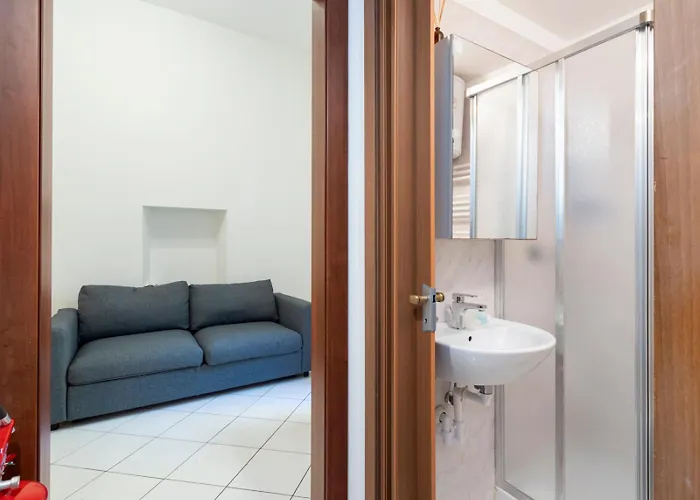 I-host - Transiti 7 Milano