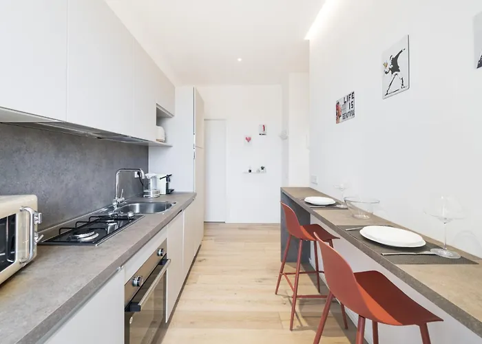 Easylife - Design Contemporaneo Sui Navigli *