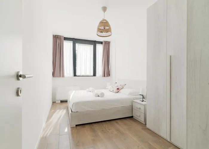 Апартаменты Guesthost - Comfy *