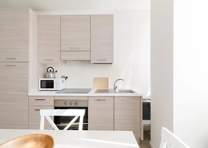 Guesthost - Comfy Апартаменты *