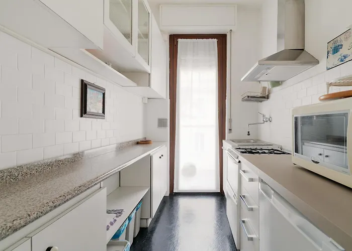 Daire Guesthost - M4 California Bright *