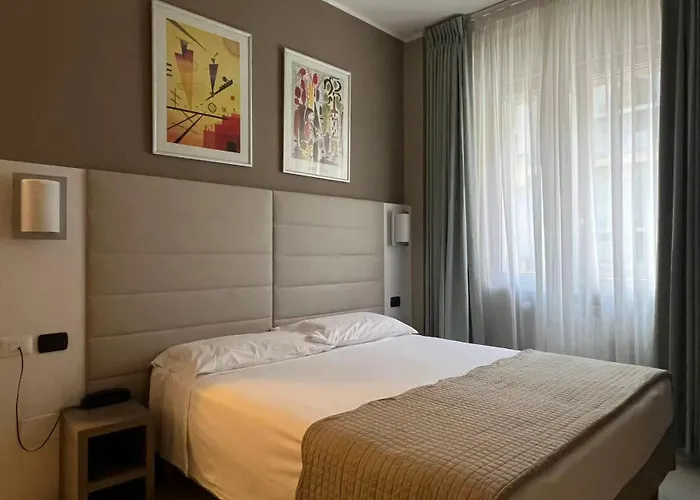 Hotel Parma 2*