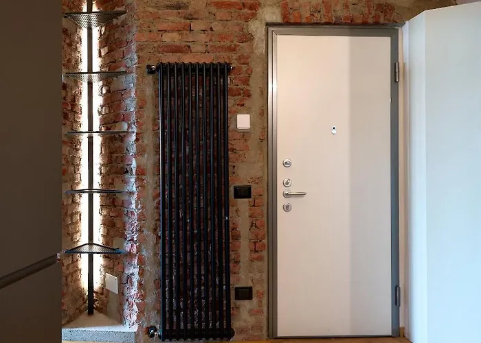 Isola Stylish Loft In アパート