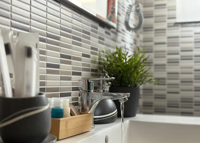 Co&mo A 16 Minuti Da Duomo * Milão