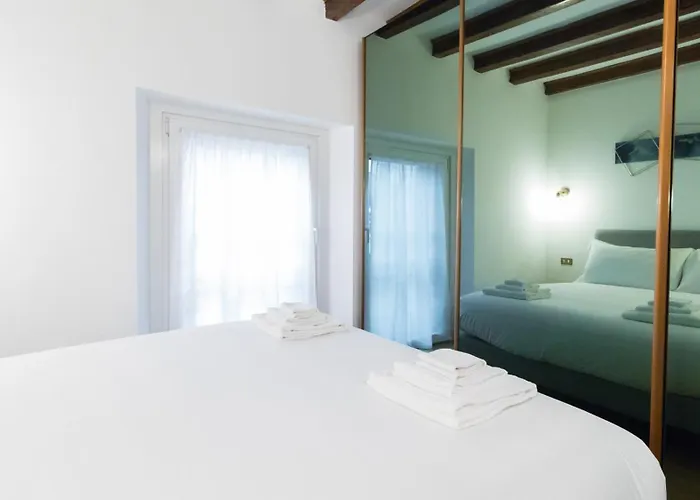 Italianway Easy - Tadino 13 Milão