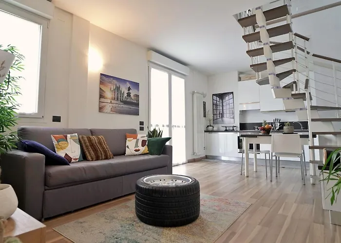 Rentopolis - Palazzo Candiani Apartment