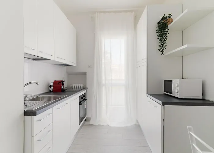 Guesthost - Piazza Tripoli Bright アパート *