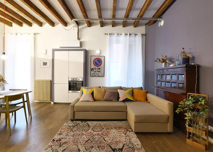 Primopiano - Muratori Apartman