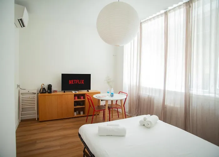Spacious Design 4*