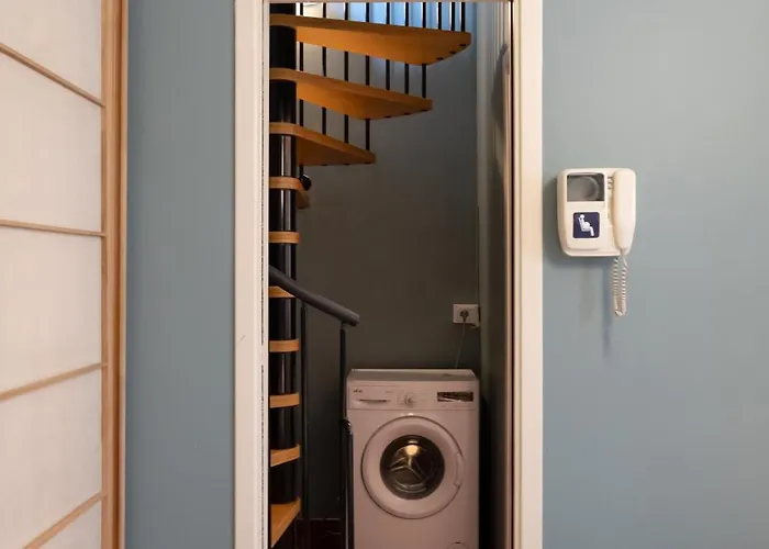 Splendid One Bedroom 2 Level Duomo - Mirable Pm Apartmán *