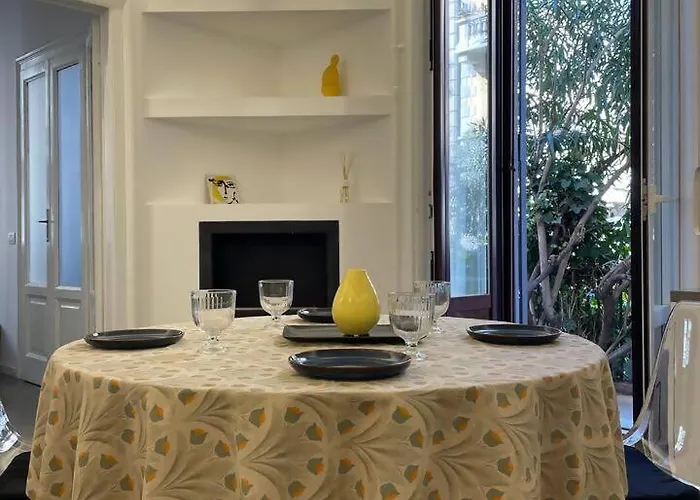 Davide Host | Urban Garden 20 Min. Duomo * Milán