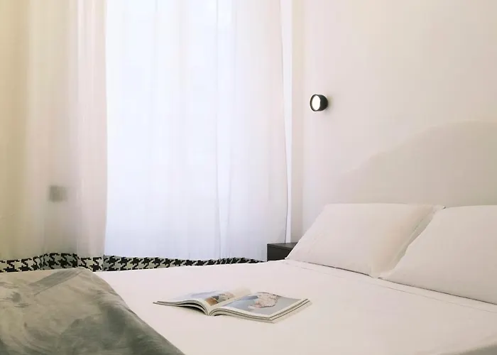 Comecasa Sforza Chic -10 Min Walk From Duomo Appartement *