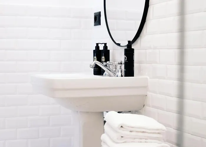 Comecasa Sforza Chic -10 Min Walk From Duomo 아파트 밀라노