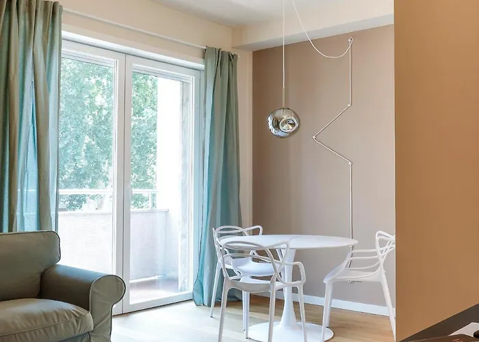 Milanlife - Dtown Charme