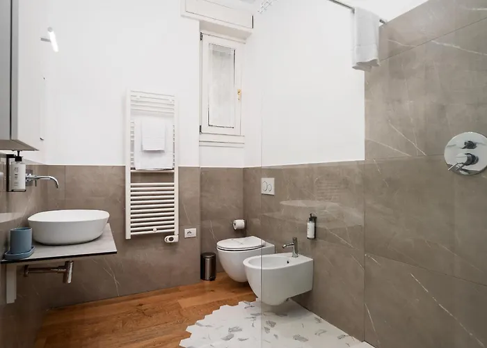 Modern Life 3 Near Fiera - 800m From Domodossola M5 דירה