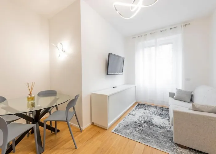 Schiaparelli4 - Station - B Mediolan