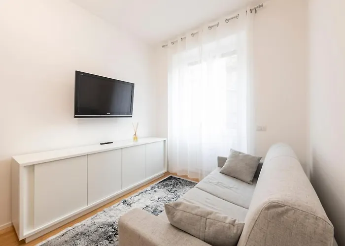 Schiaparelli4 - Station - B *