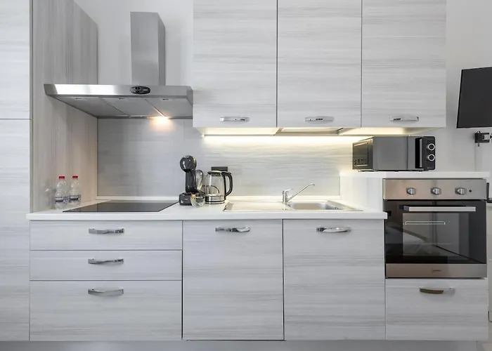 Vodice 13-silent & Bright - B Milán