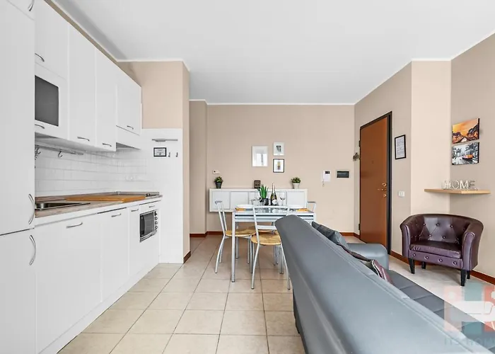 Pe19 - Bright & Modern With Park View - 米兰