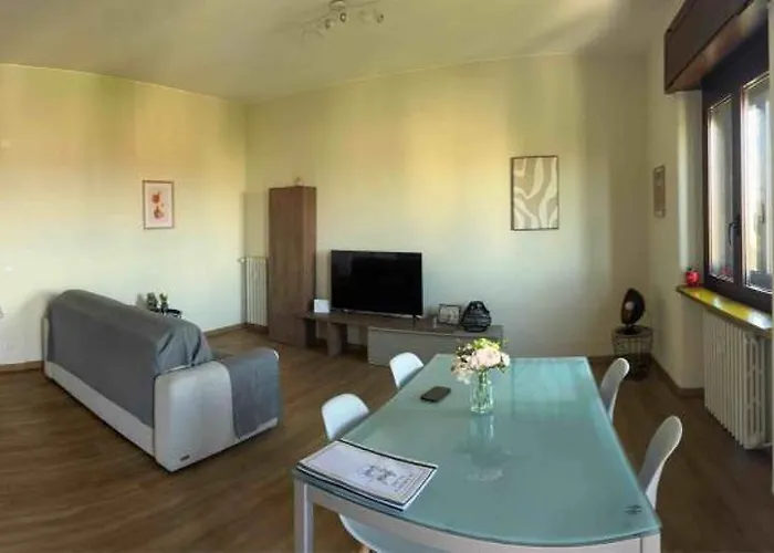 Appartamento Simona -bocconi,naviglio,duomo,milano-cortina,ieo,iulm,assago Forum *