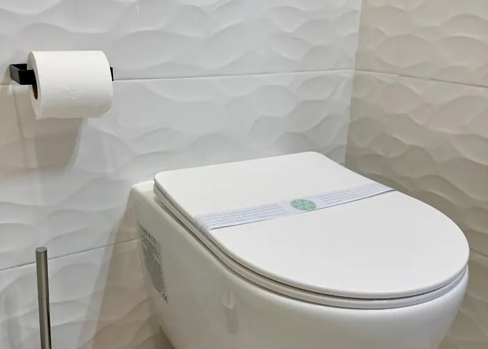 Luro Deluxe - Sismondi 44 *