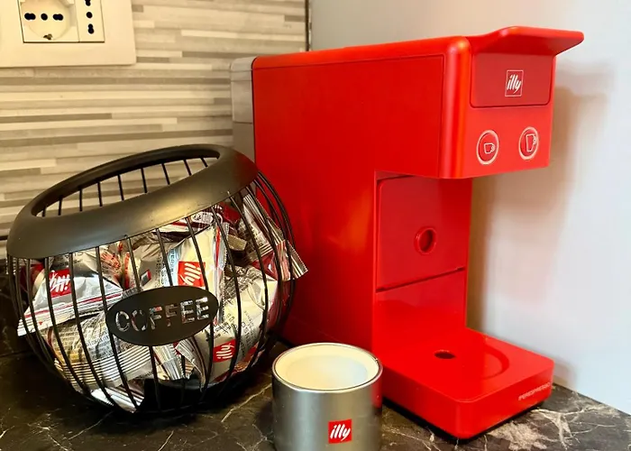 Luro Deluxe - Sismondi 44 * Milan