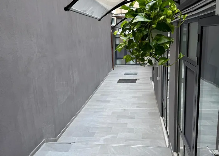 Apartament Luro Deluxe - Sismondi 44 *