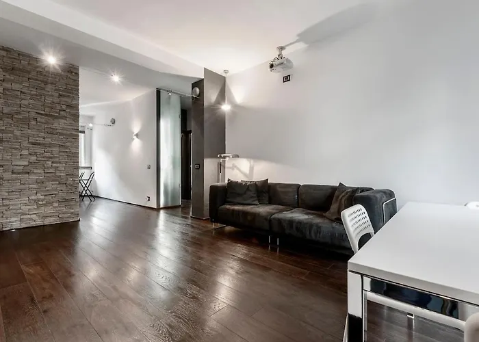 Quite And Bright Tortona District *