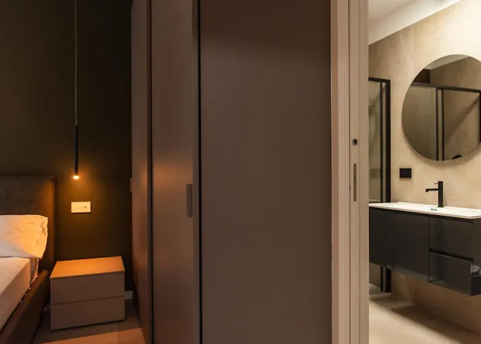 Youhosty - Zanella Bis