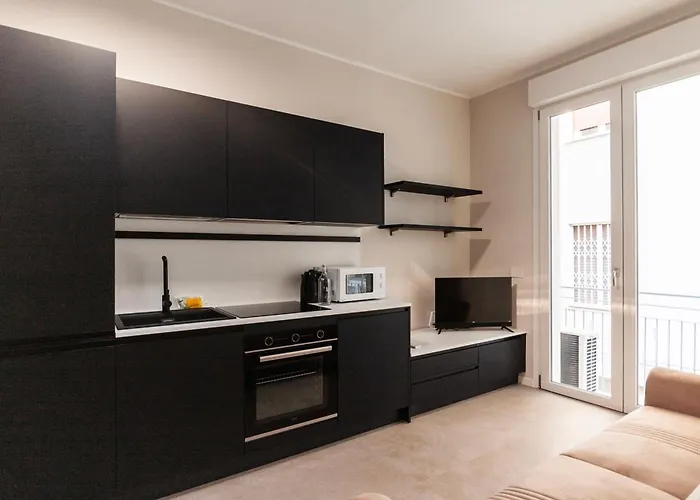 Youhosty - Zanella Bis *