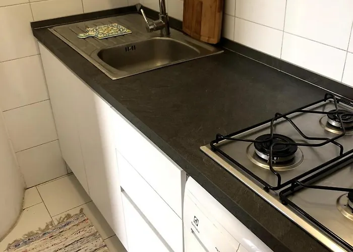 Cozy In Heart Of Isola *