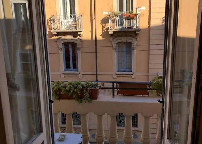 Daire Cozy In Heart Of Isola *