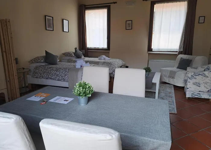 Monolocale Deluxe Aurora Abbadesse M3-m5 Zara 3*