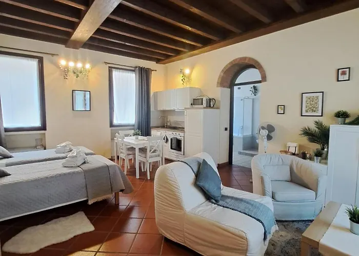 Monolocale Deluxe Anita Abbadesse M3-m5 Zara Апарт-отель 3*