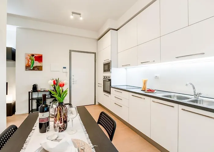 Essence Design Милан