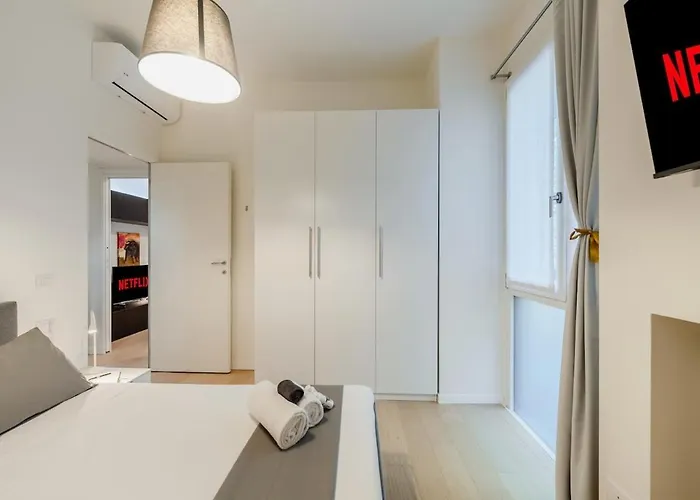 Essence Design * Mediolan