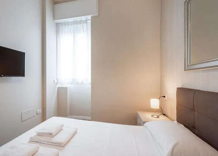 Duomo B - Cozy Two Bedrooms & Bathroom Lejlighed *