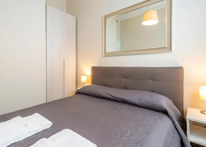 Duomo B - Cozy Two Bedrooms & Bathroom * Milano