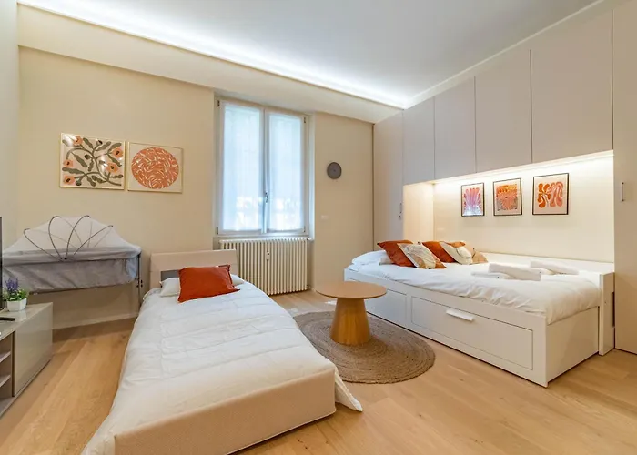 شقة 5' From Corso Sempione Elegant *