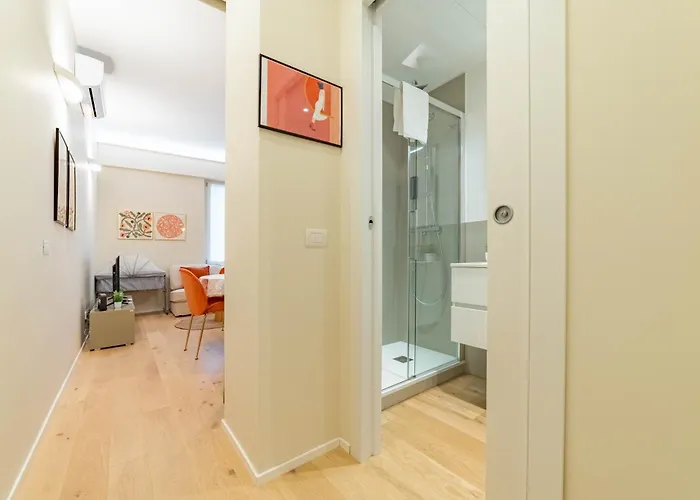 דירה 5' From Corso Sempione Elegant מילאנו