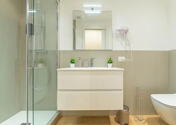 5' From Corso Sempione Elegant